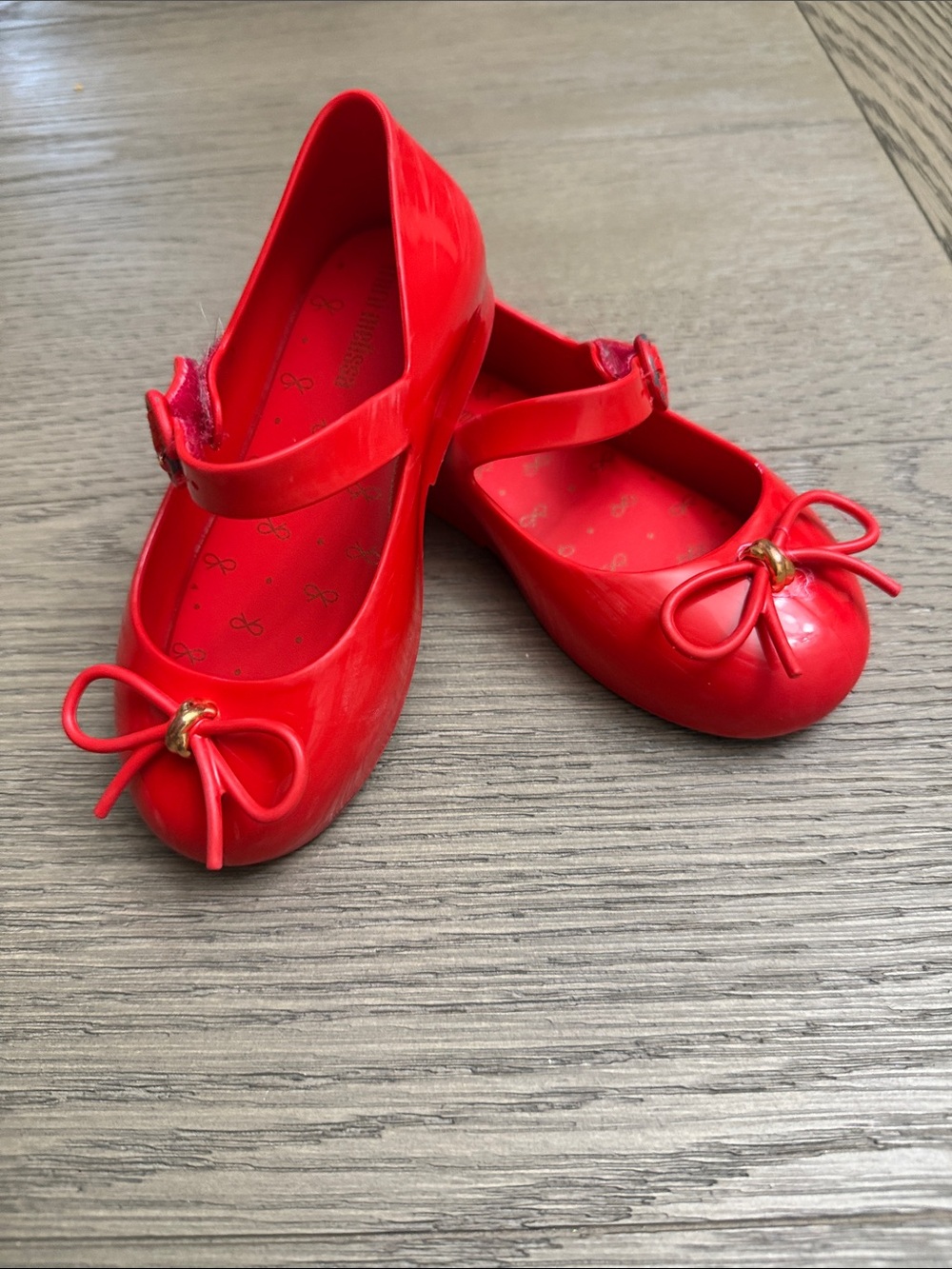 Mini Melissa Girls' Bright Red Bow Mary Jane Shoes